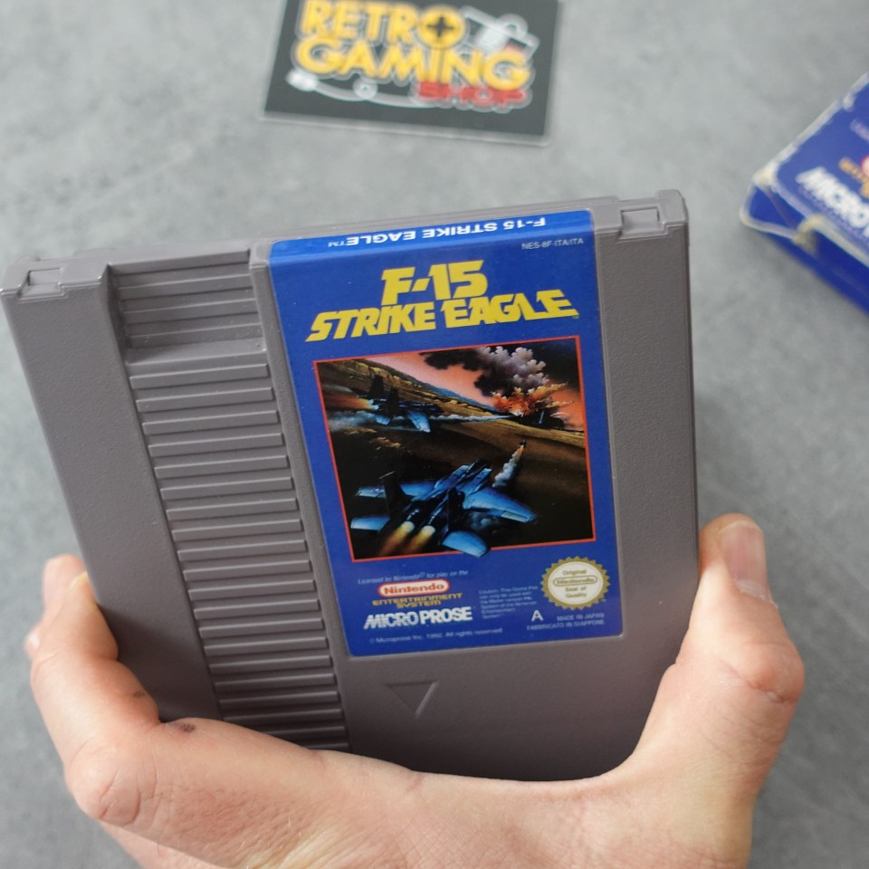 Vendita F-15 Strike Eagle - Retrogaming Shop