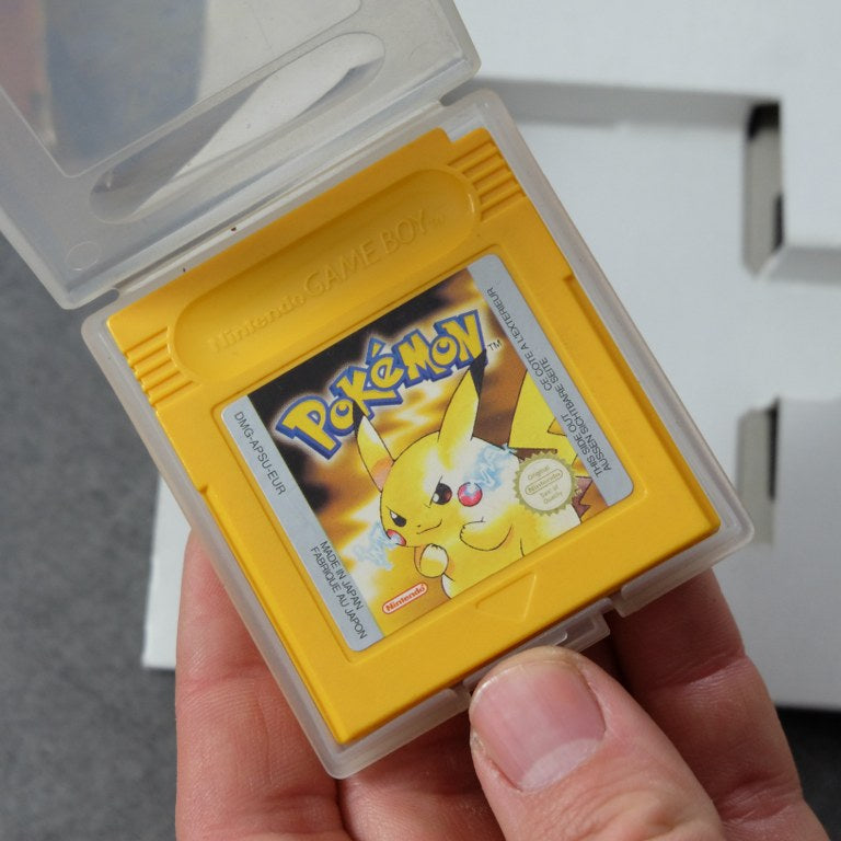 Pokemon Yellow Version Nintendo