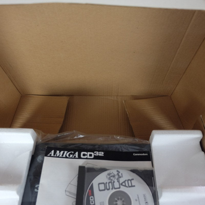 Commodore Amiga Cd 32