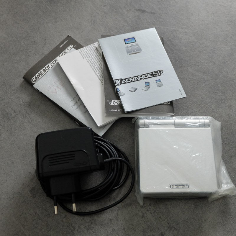 Game Boy Advance SP Nintendo