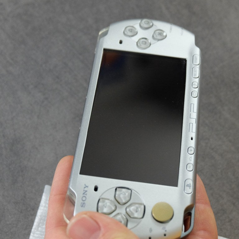 Psp Playstation Portable 3004 Mystic Silver