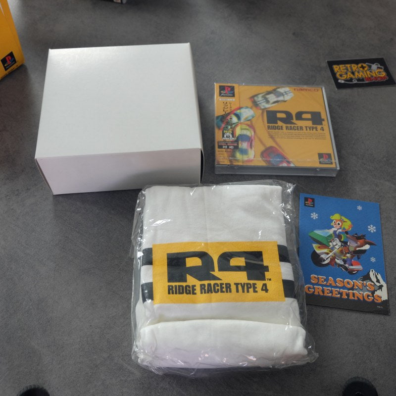 Ridge Racer Type 4 + Jogcon Bundle Nuovo Sony