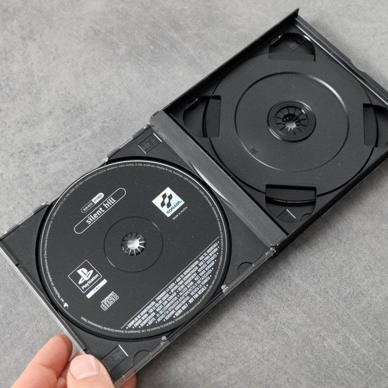 Metal Gear Solid + Demo Silent Hill Sony