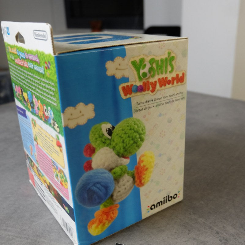 Yoshi’s Woolly World + Amiibo Nuovo Nintendo