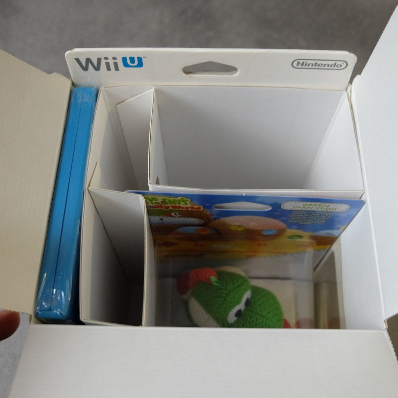 Yoshi’s Woolly World + Amiibo Nuovo Nintendo