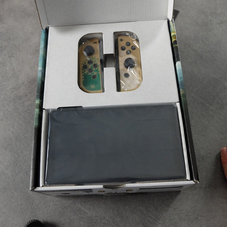 The Legend Of Zelda Tears of The Kingdom Switch Oled Nuova Nintendo