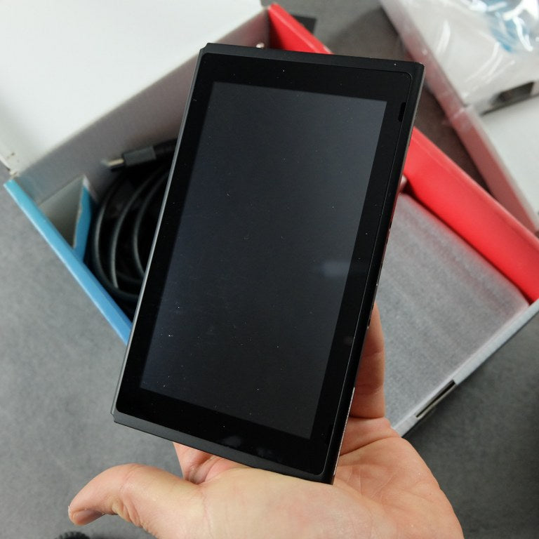 Nintendo Switch + NIntendo Switch Sports Nintendo