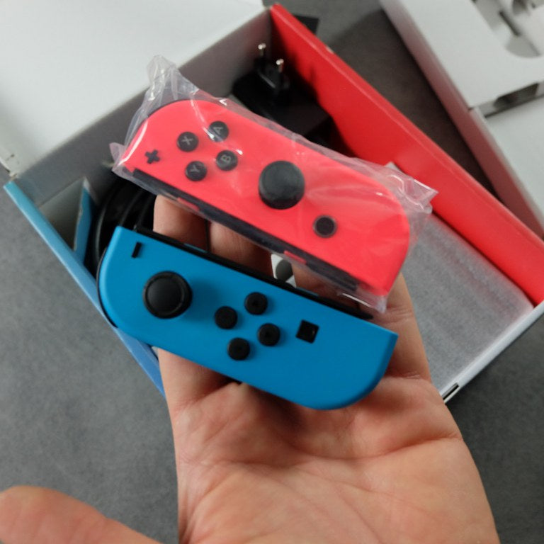 Nintendo Switch + NIntendo Switch Sports Nintendo