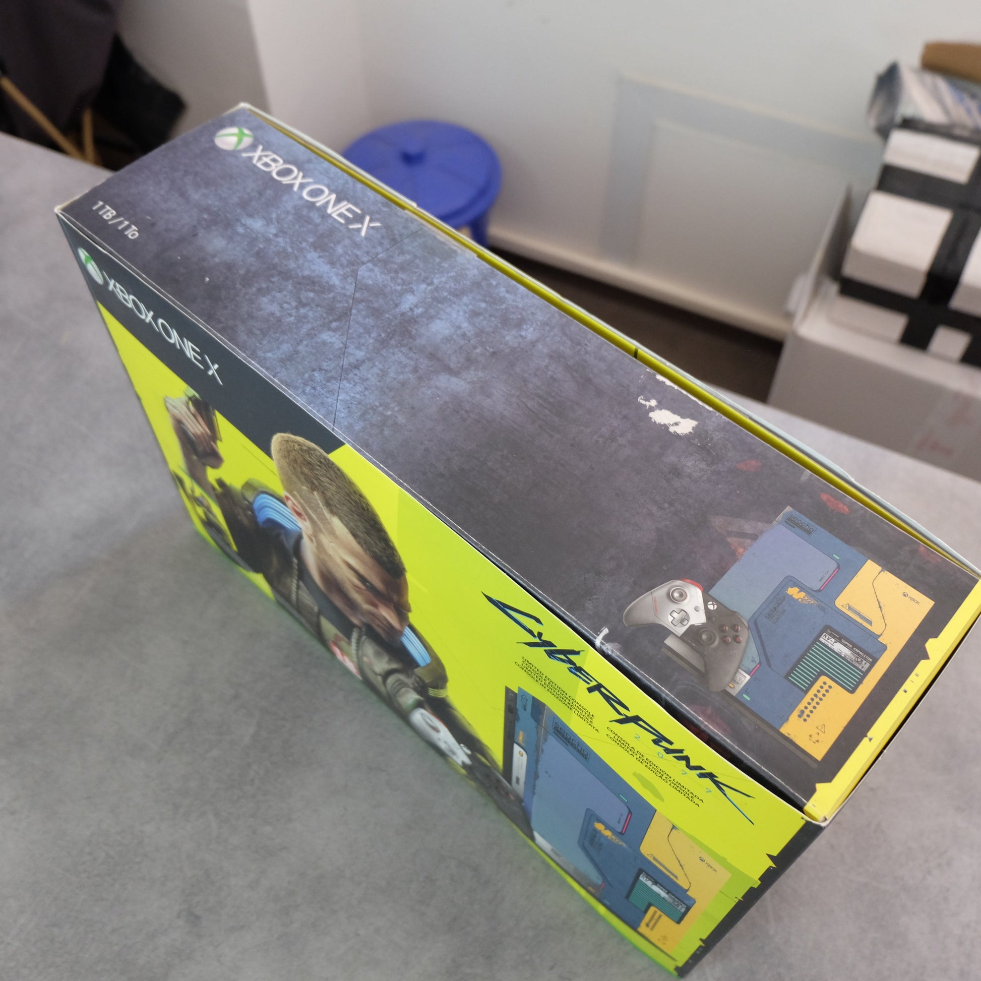 Xbox One x Cyberpunk 2077 Limited Edition Microsoft