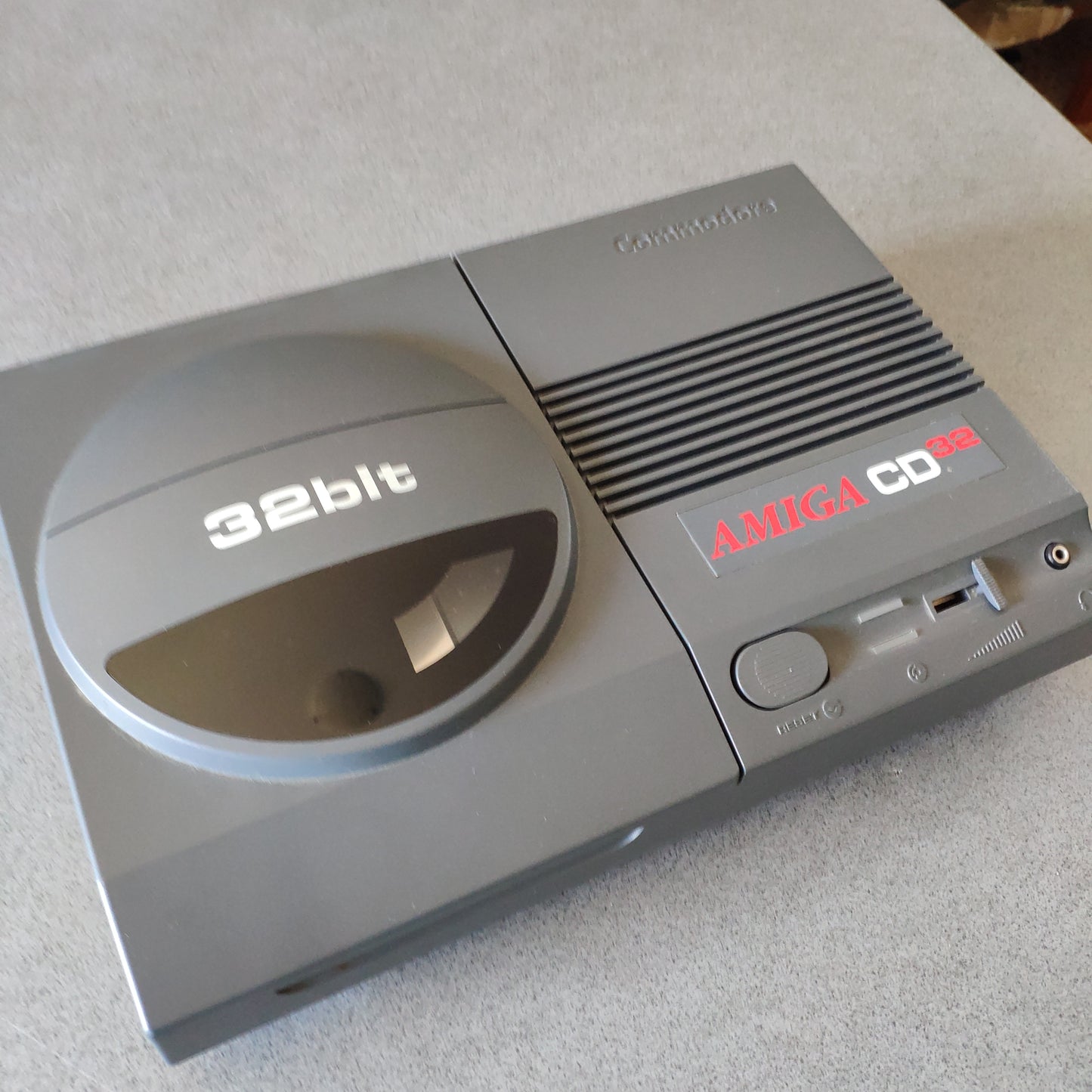 Commodore Amiga Cd 32