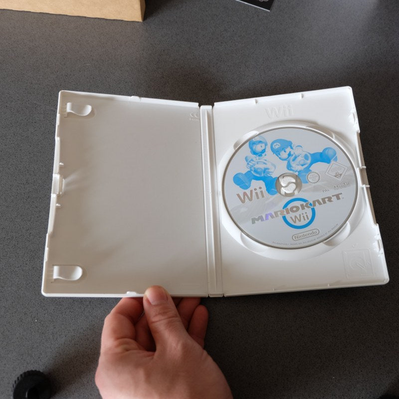 Mario Kart Wii +Wii Wheel