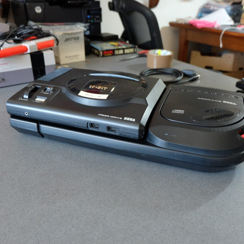 Megadrive + Mega-cd 2 - SEGA