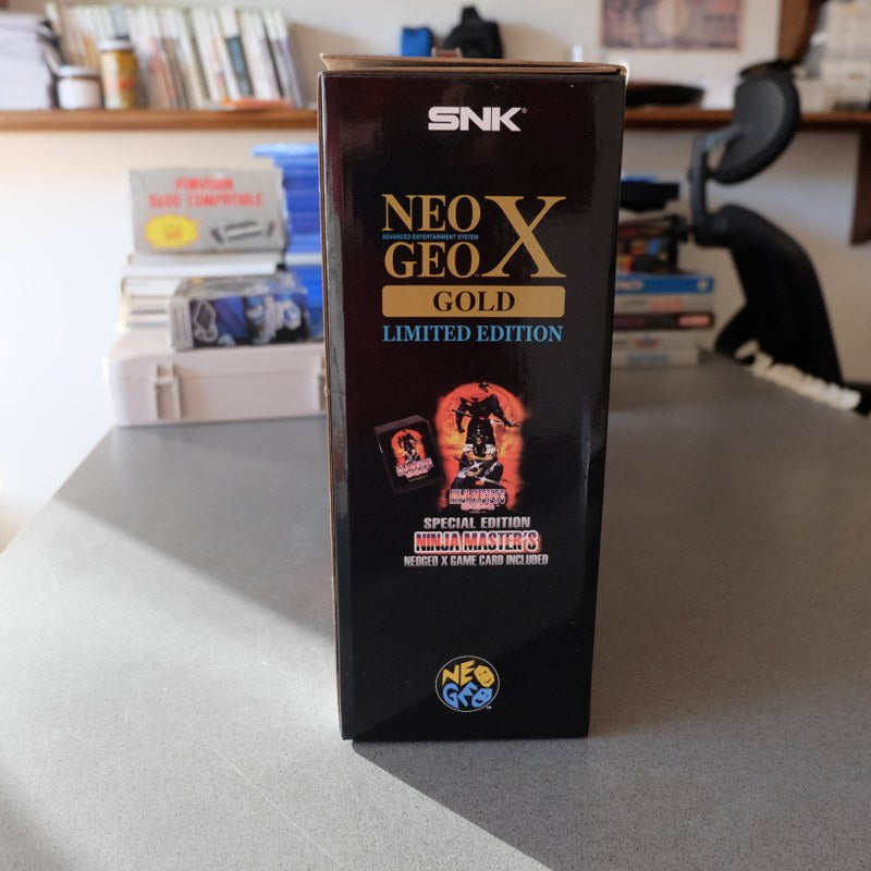 Neo Geo X Gold Limited Edition + Meg Pack Vol.1