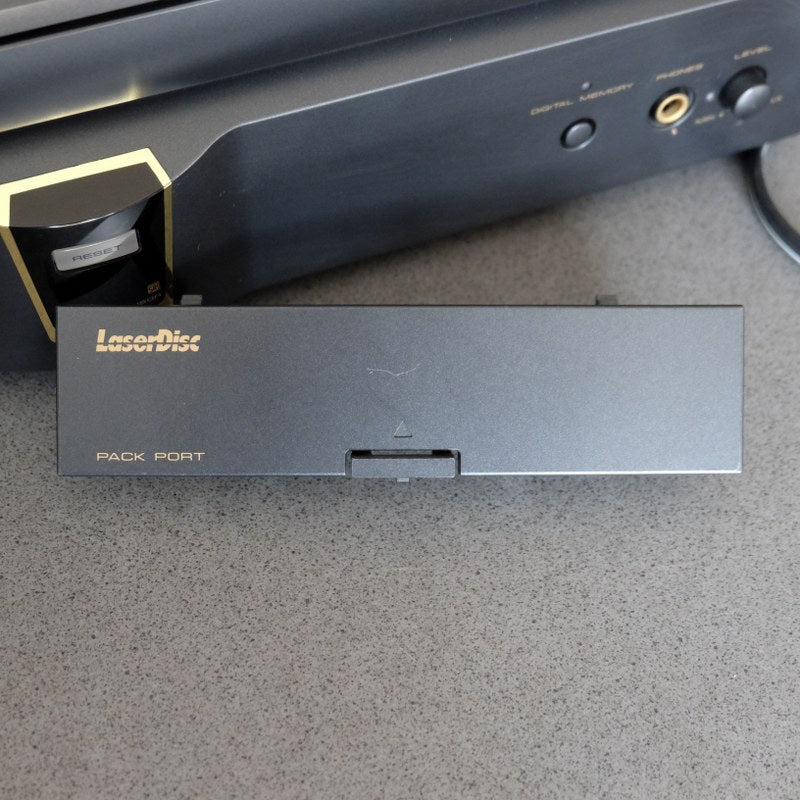 Pioneer Compatible Laserdisc Laseractive Player CLD-A100