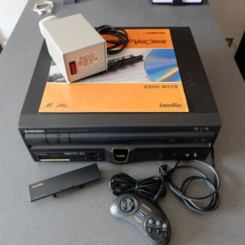 Pioneer Compatible Laserdisc Laseractive Player CLD-A100