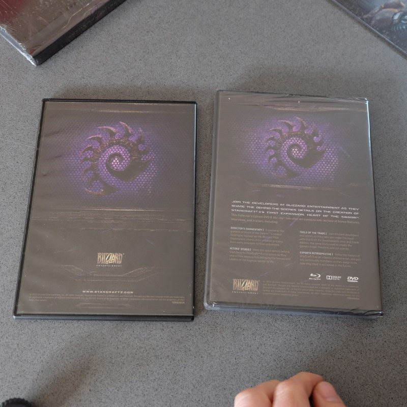 Starcraft 2 Heart of The Swarm Collector’s Edition