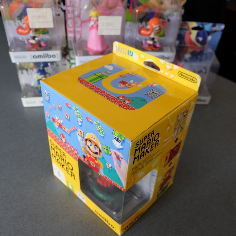 Super Mario Maker + Artbook + Amiibo Nuovo