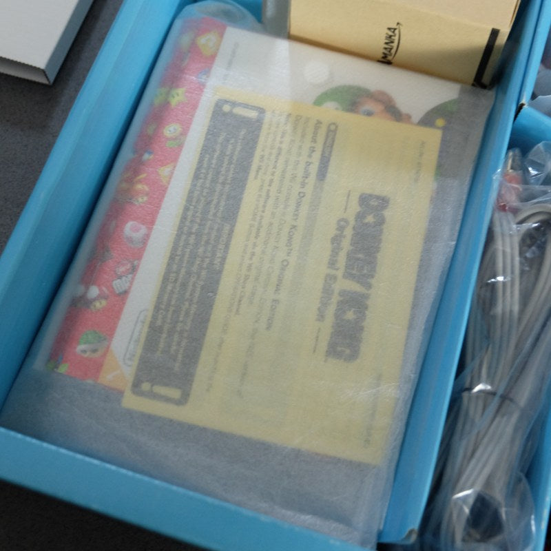 New Super Mario Bros Wii Pack 25esimo Anniversario
