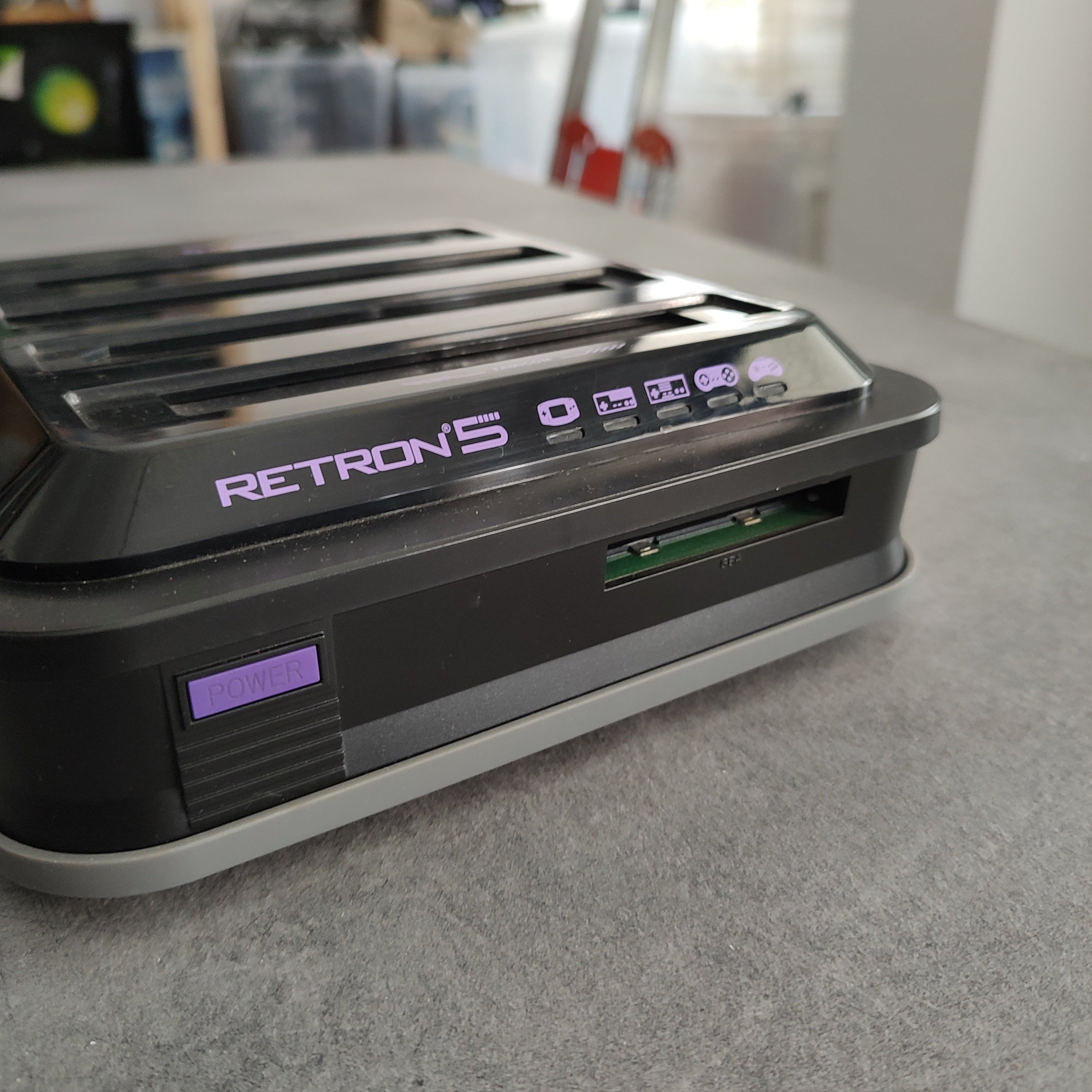 Vendita Retron 5 - Retrogaming Shop