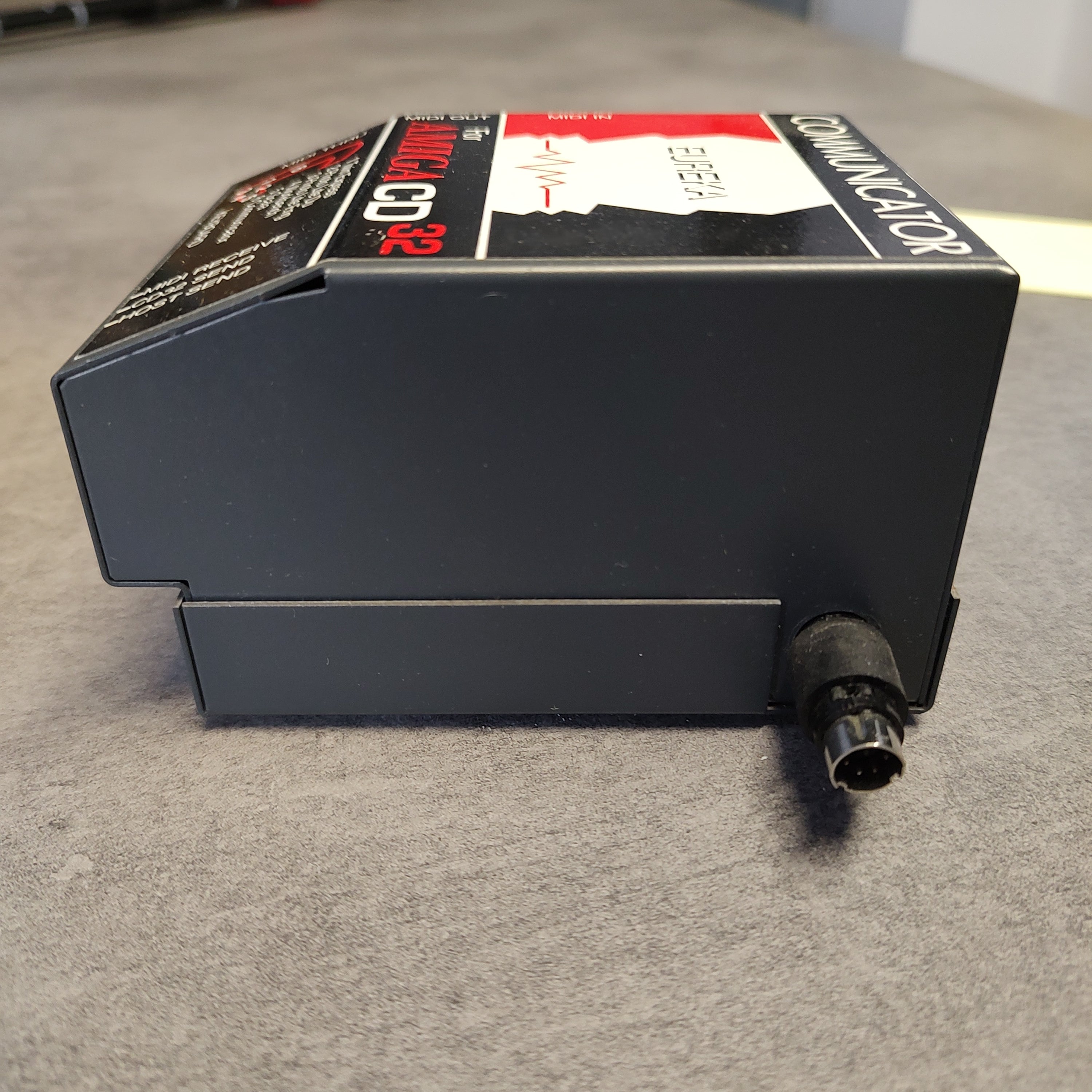 Vendita Amiga CD32 Communicator Eureka - Retrogaming Shop