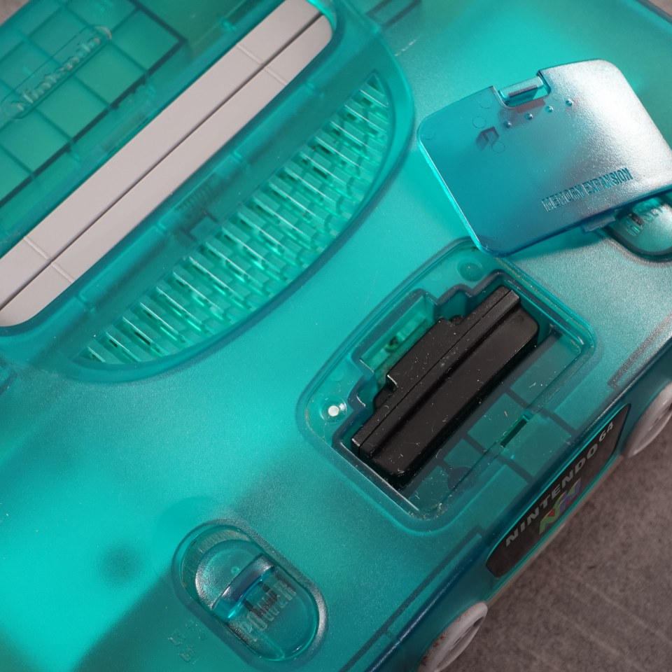 Vendita Nintendo 64 Clear Blue Limited Edition - Retrogaming Shop