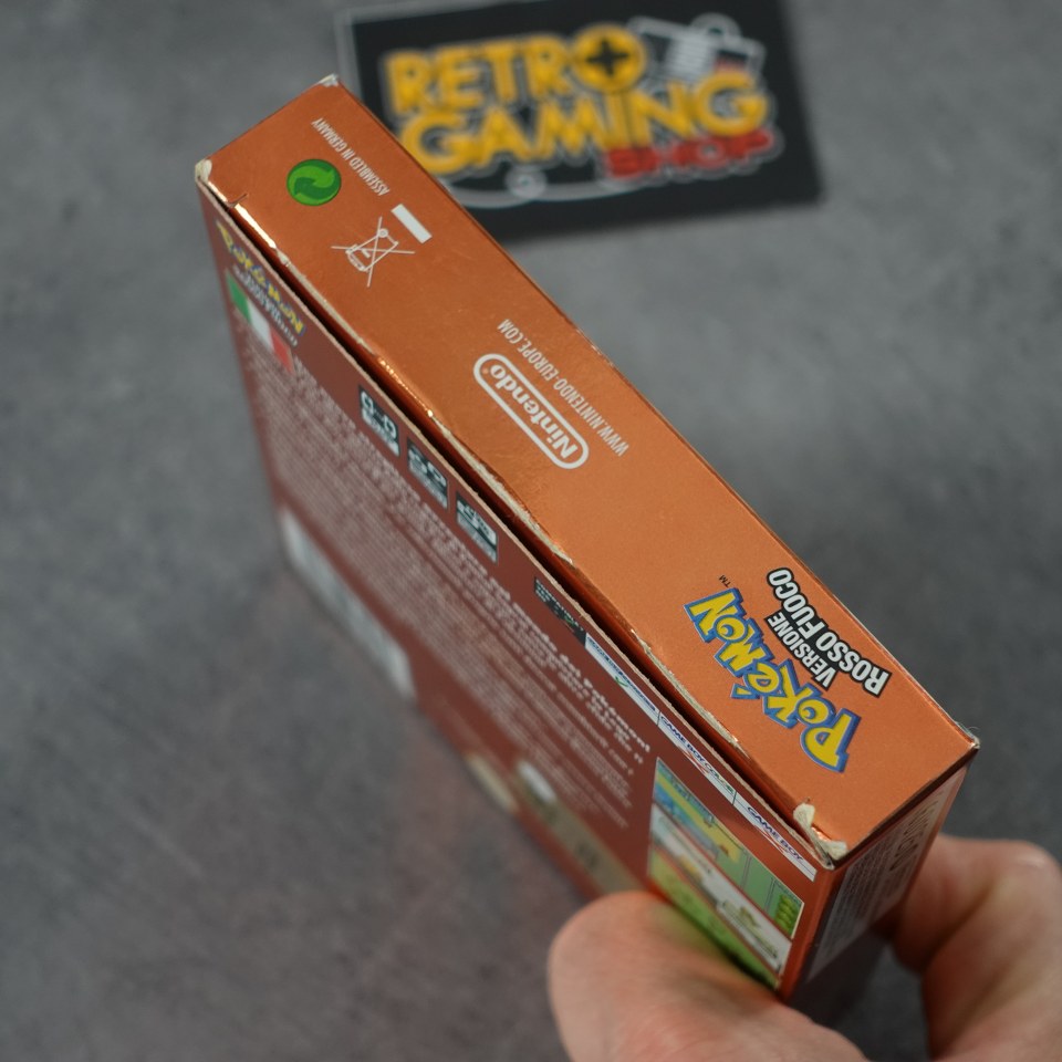 Pokemon Versione Rosso Fuoco Nintendo