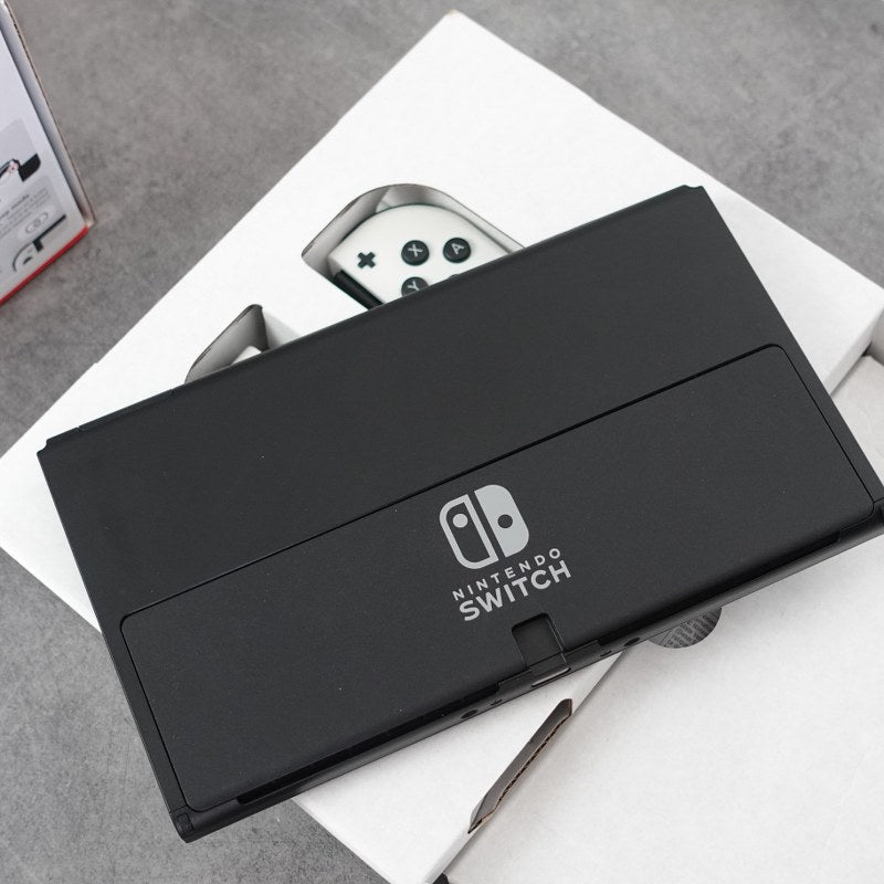 Vendita Nintendo Switch Oled - Retrogaming Shop