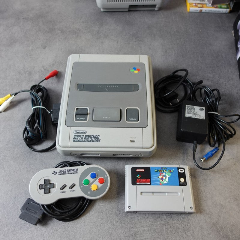 Vendita Super Nintendo Pal + Super Mario World - Retrogaming Shop