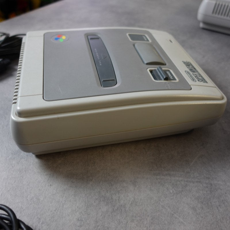 Vendita Super Nintendo Pal + Super Mario World - Retrogaming Shop