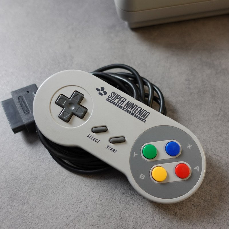 Vendita Super Nintendo Pal + Super Mario World - Retrogaming Shop