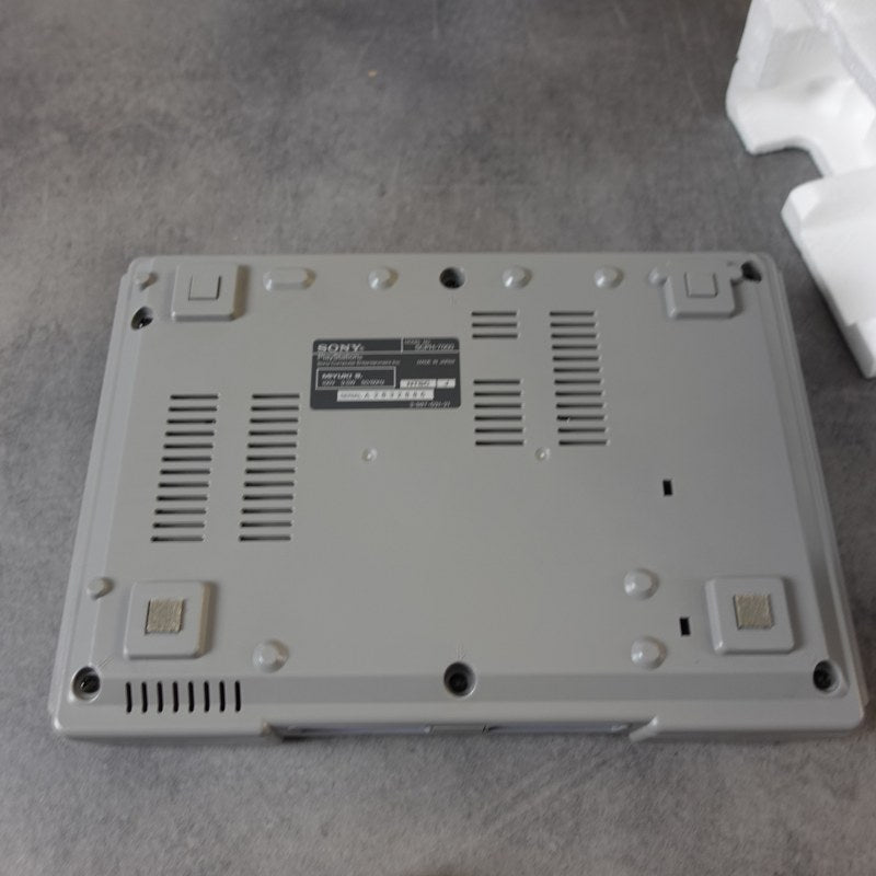 Vendita Playstation SCPH 7000 JAP - Retrogaming Shop