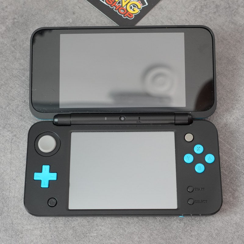 Neue Nintendo 2DS XL Pokéball Edition