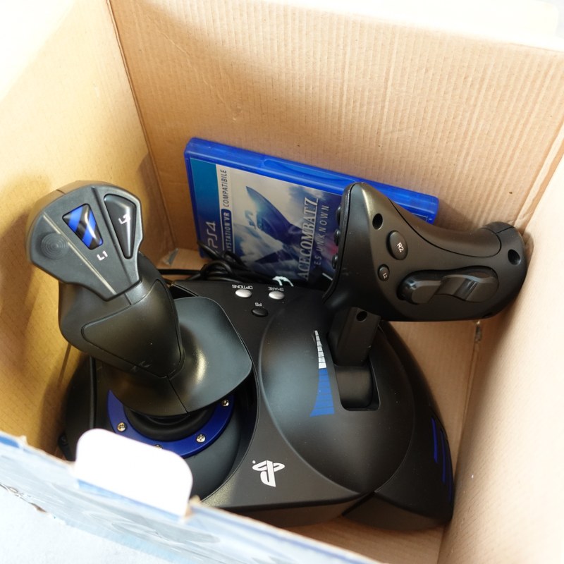 Vendita Thrustmaster T. Flight Hotas 4 Ace Combat 7 Skies Unknown Edition - Retrogaming Shop