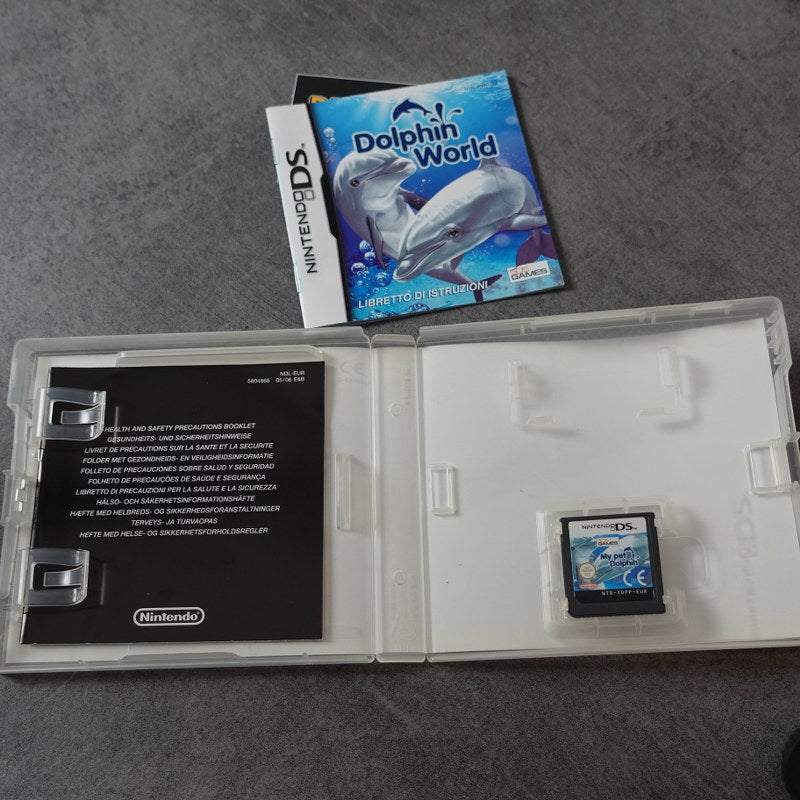 Dolphin World