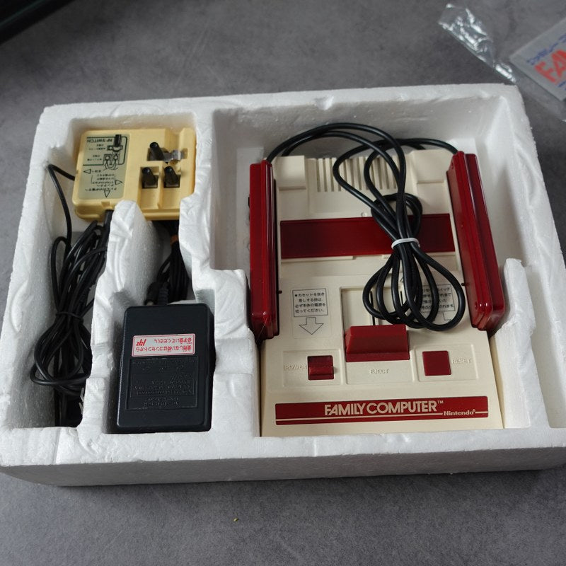 Vendita Famicom - Retrogaming Shop