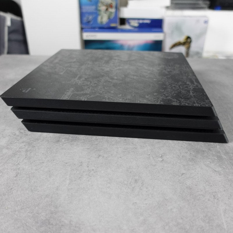 Playstation 4 Pro 1 TB Kingdom Hearts 3 Limited Edition