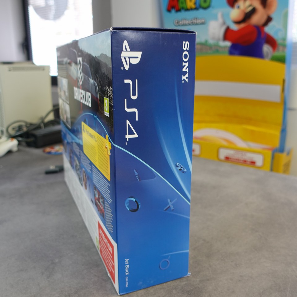 Vendita Playstation 4 500 GB - Retrogaming Shop