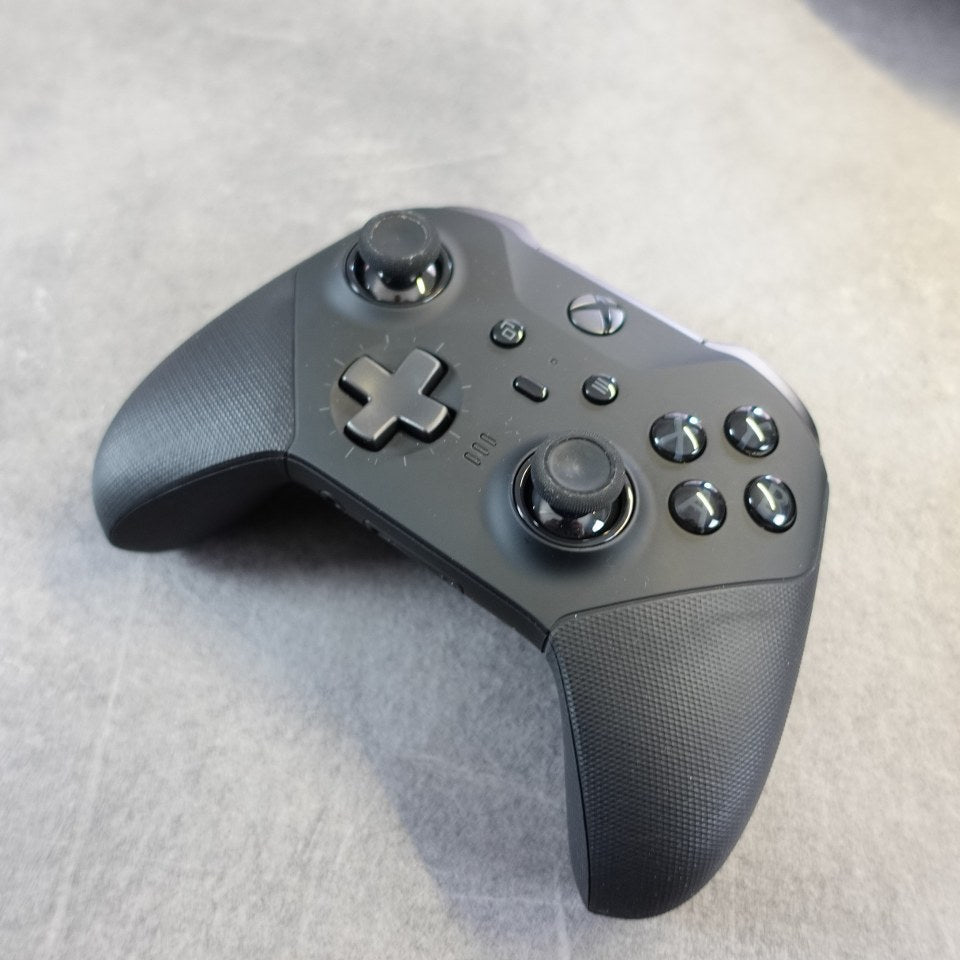 Vendita Xbox Elite Series 2 - Retrogaming Shop