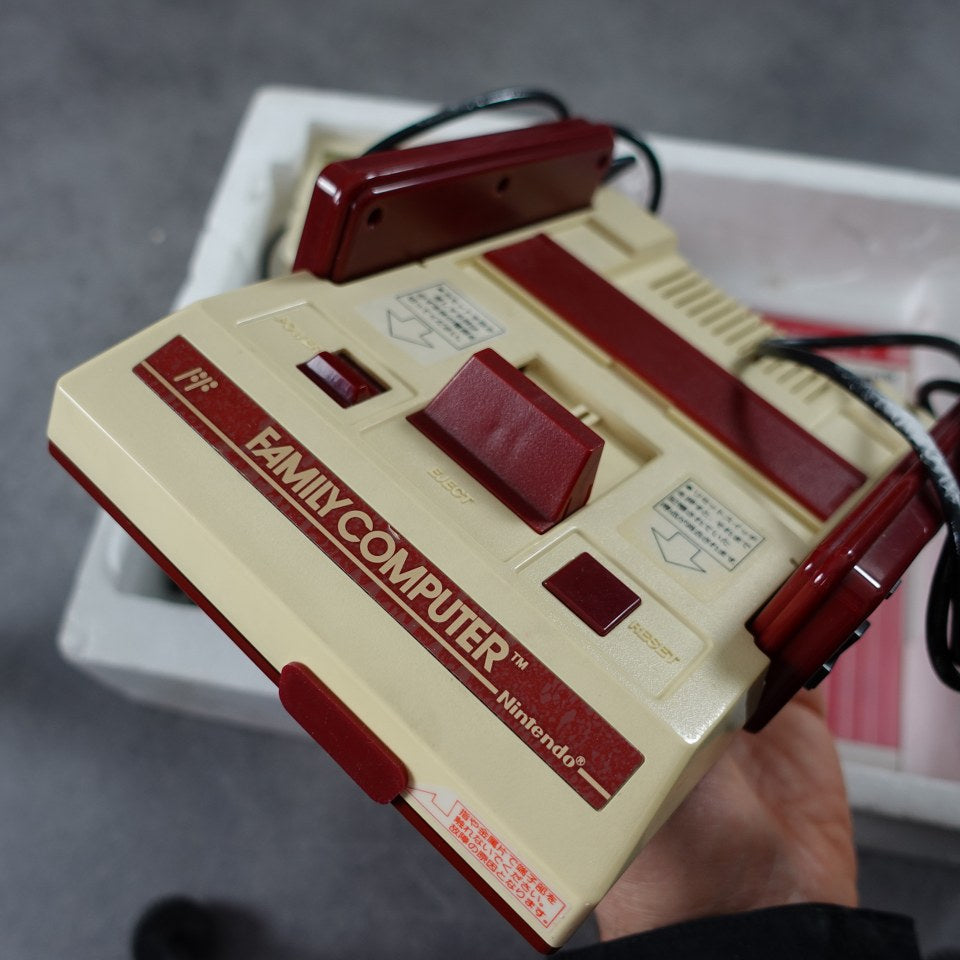 Famicom Nintendo