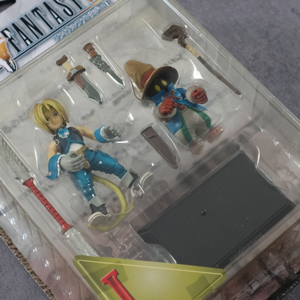 Vendita Final Fantasy IX Figure Collection Vol. 1 Bandai Zidane/Vivi Nuovo - Retrogaming Shop