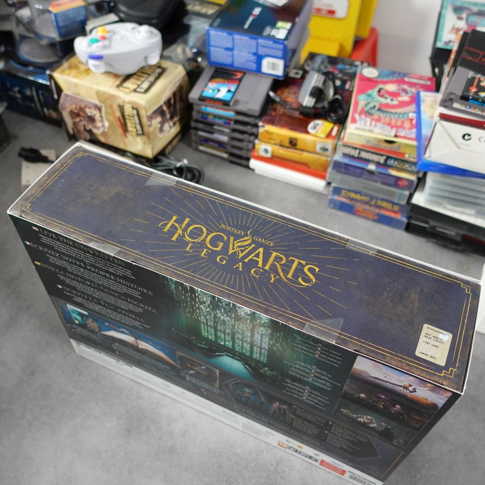 Hogwart's Legacy Collector's Edition Nuovo + Shipping Box Sony