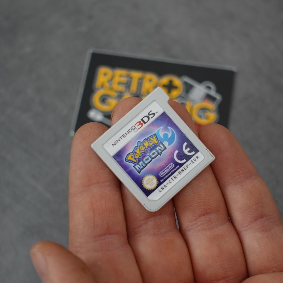Vendita Pokemon Luna - Retrogaming Shop