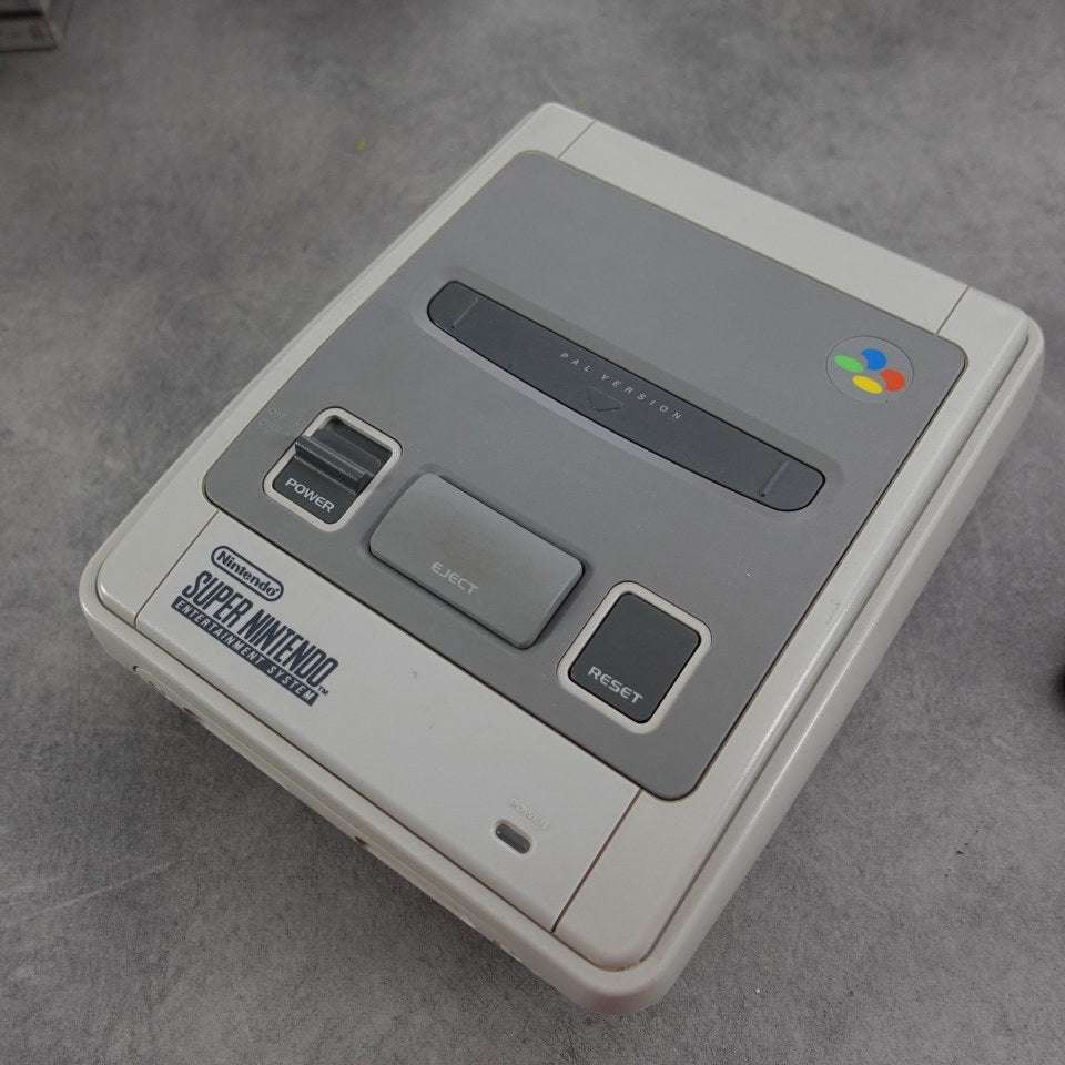Vendita Super Nintendo Pal + Super Mario World - Retrogaming Shop