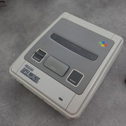 Vendita Super Nintendo Pal + Super Mario World - Retrogaming Shop