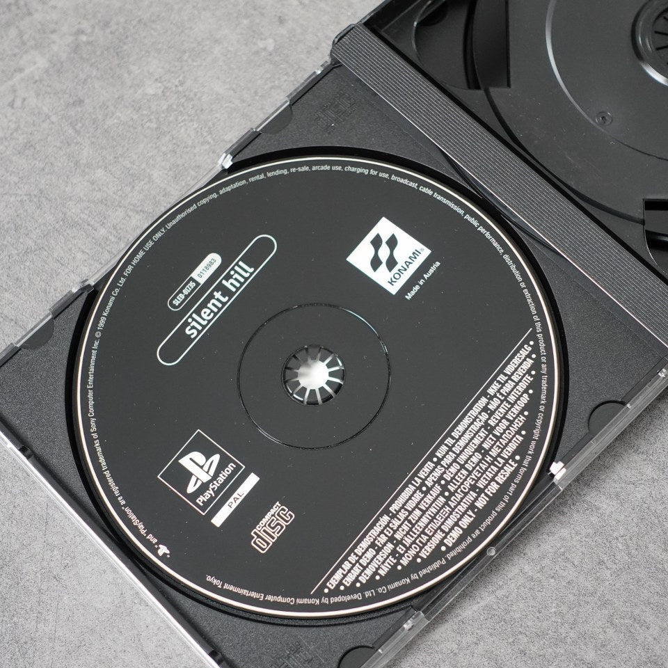 Vendita Metal Gear Solid + Demo Silent Hill - Retrogaming Shop