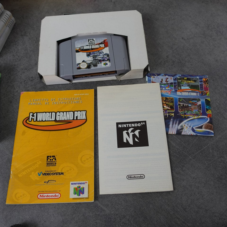 Vendita F-1 World Grand Prix - Retrogaming Shop