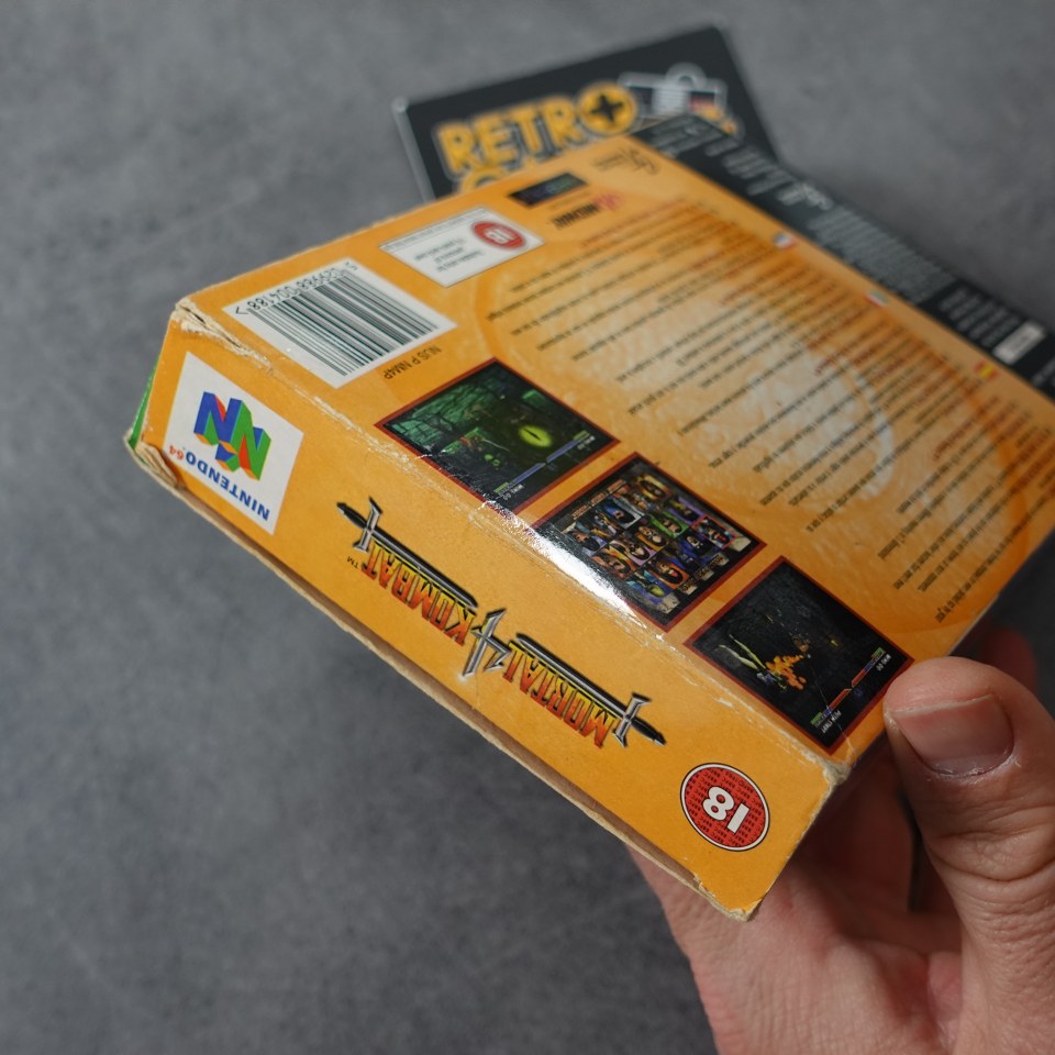 Vendita Mortal Kombat 4 - Retrogaming Shop