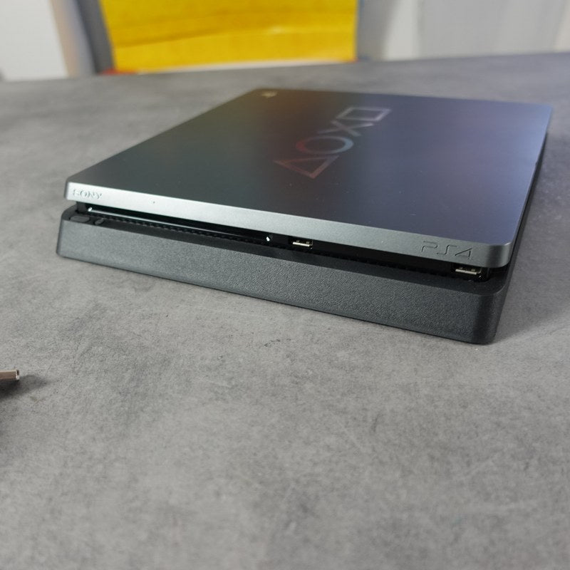 Playstation 4 Limited Edition Days of Play 1 TB Sony
