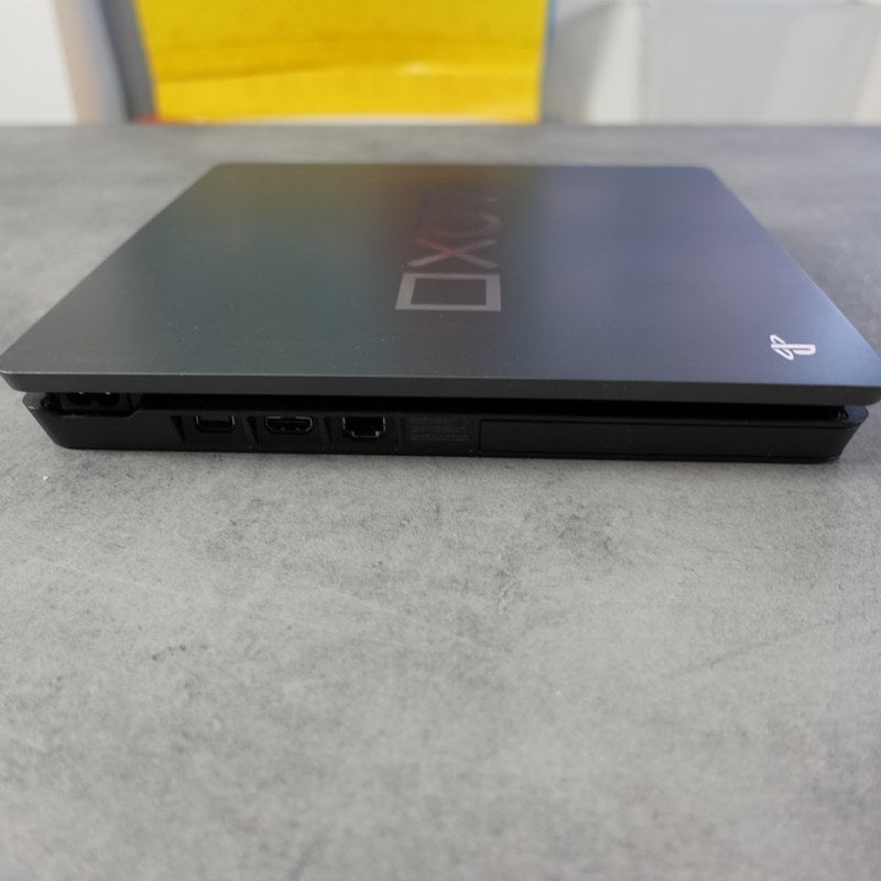 Playstation 4 Limited Edition Days of Play 1 TB Sony
