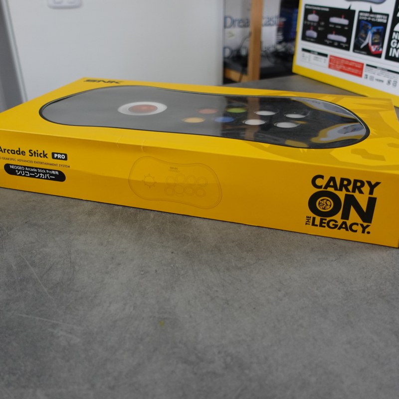 Neo Geo Arcade Stick Pro + Silicon Cover Nuovo